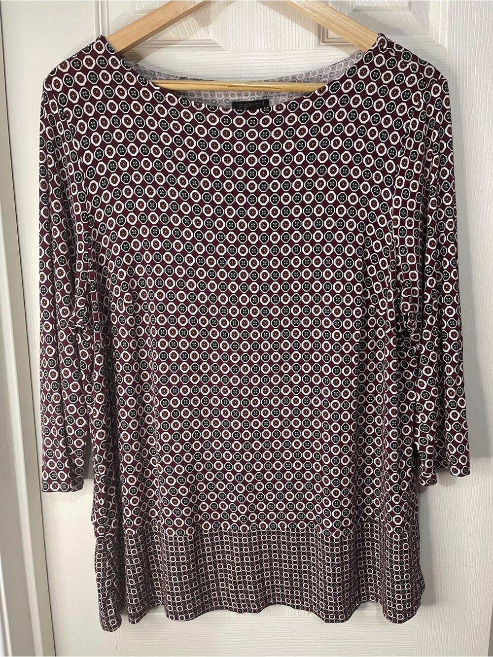 J Jill Wearever Collection Brown Burgundy Pleated Back Printed Top size 1X